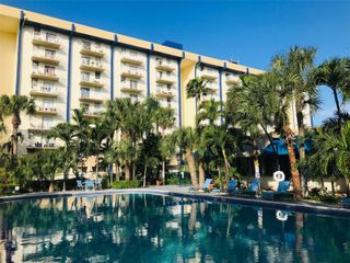 4550 NW 9th St 305E, Miami, FL 33126