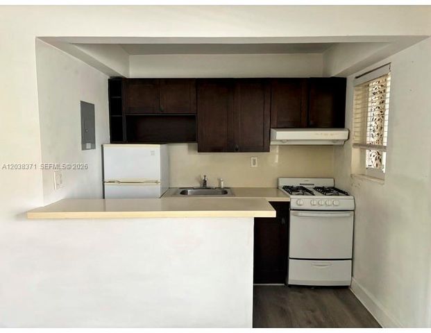 1014 Salzedo St 103, Coral Gables, FL 33134