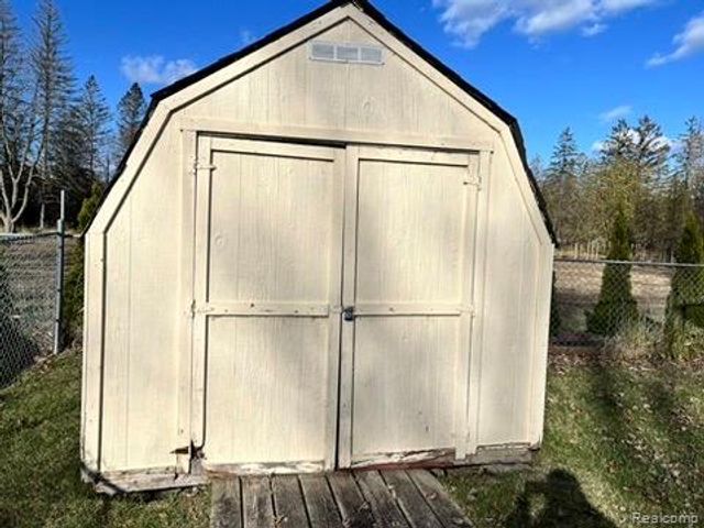 7357 Crest Road, Lexington Township, MI 48450