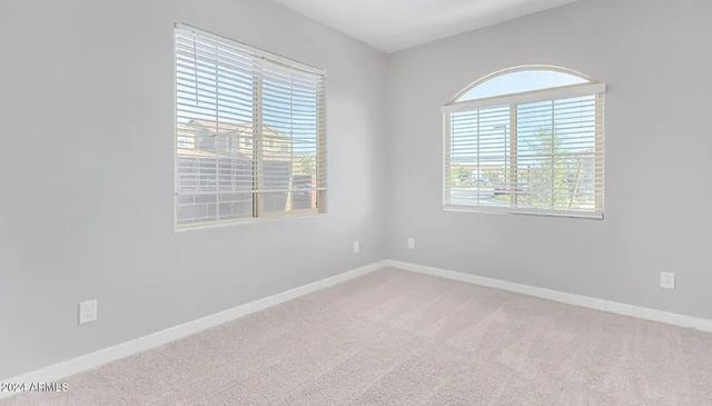 9640 E Thunderbolt Avenue, Mesa, AZ 85212