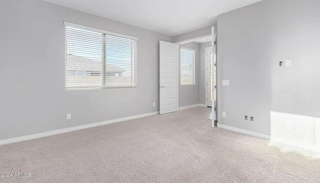 9640 E Thunderbolt Avenue, Mesa, AZ 85212
