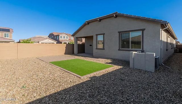 9640 E Thunderbolt Avenue, Mesa, AZ 85212