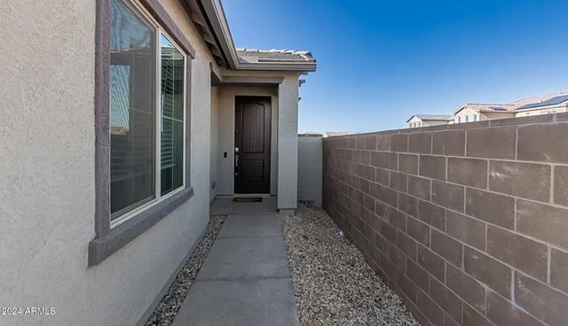 9640 E Thunderbolt Avenue, Mesa, AZ 85212