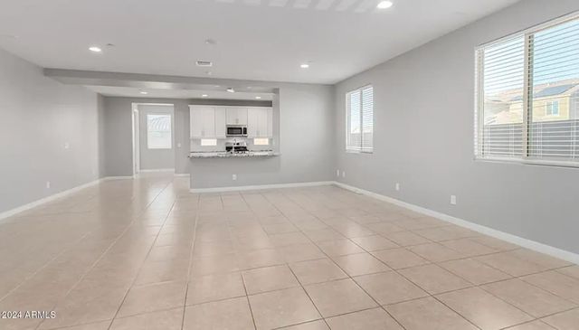 9640 E Thunderbolt Avenue, Mesa, AZ 85212