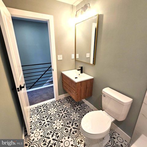 5025 N 9TH ST, Philadelphia, PA 19141