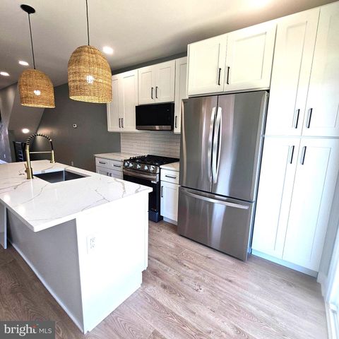 5025 N 9TH ST, Philadelphia, PA 19141