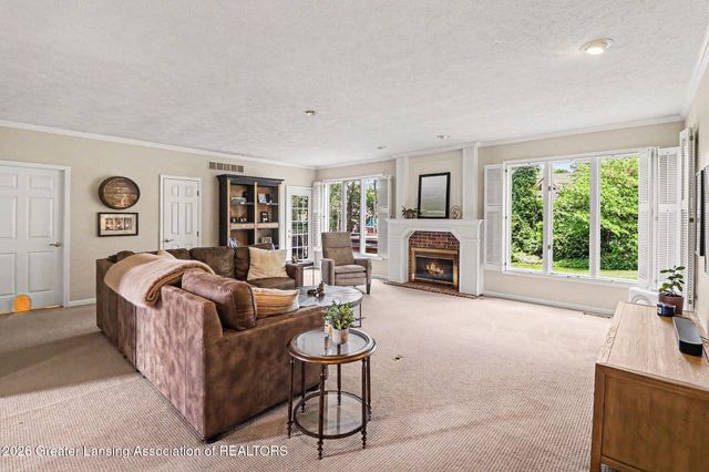 2480 Overglen Court, East Lansing, MI 48823