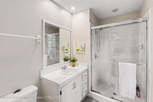 2480 Overglen Court, East Lansing, MI 48823