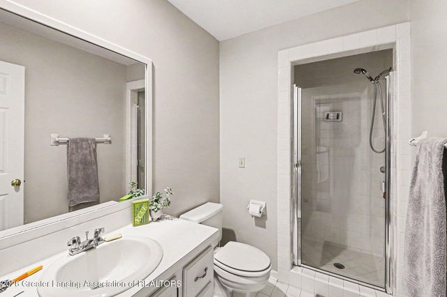 2480 Overglen Court, East Lansing, MI 48823
