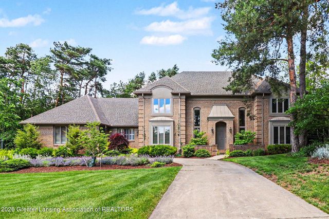 2480 Overglen Court, East Lansing, MI 48823