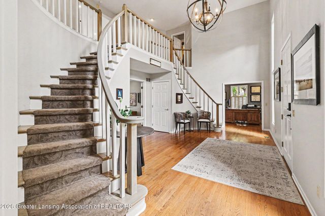 2480 Overglen Court, East Lansing, MI 48823