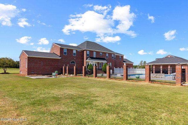 499 Price Road, Fairmont, NC 28340