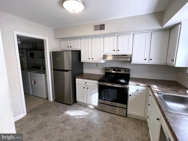 1401 CHELMSFORD CIR, Newark, DE 19713