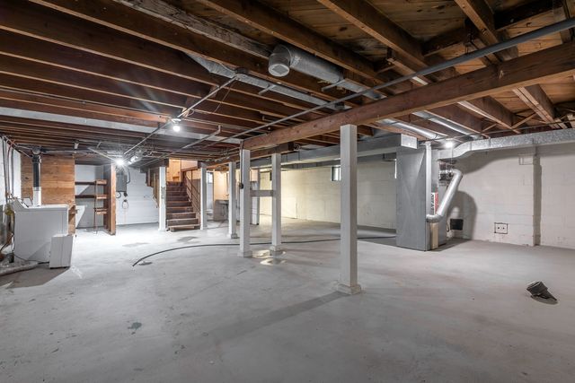 660 E Colorado Street, Davenport, IA 52803