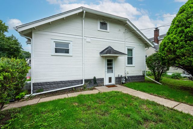 660 E Colorado Street, Davenport, IA 52803