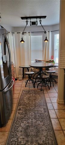 833 S Eastview Drive, Fayetteville, AR 72701
