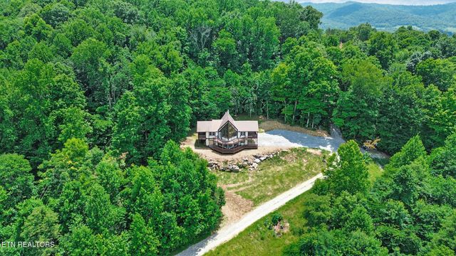 517 Big Sky Rd, Jamestown, TN 38556