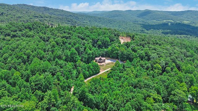 517 Big Sky Rd, Jamestown, TN 38556