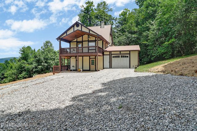 517 Big Sky Rd, Jamestown, TN 38556