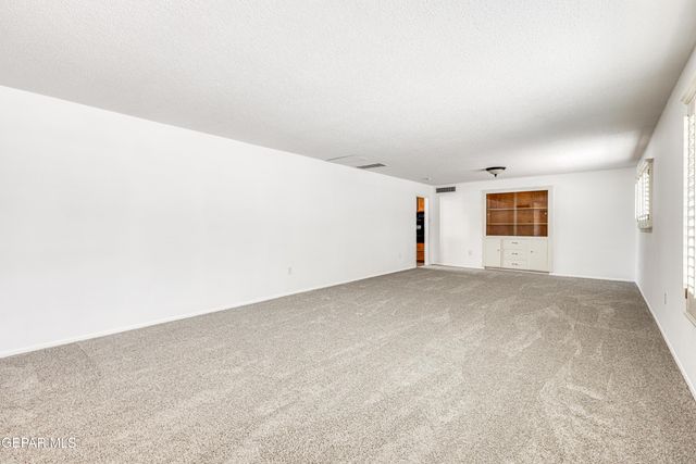 1716 LAZY, El Paso, TX 79902