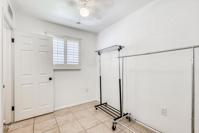 1716 LAZY, El Paso, TX 79902