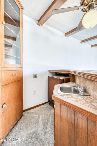 1716 LAZY, El Paso, TX 79902