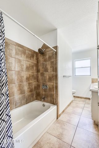 1716 LAZY, El Paso, TX 79902