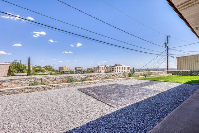 1716 LAZY, El Paso, TX 79902