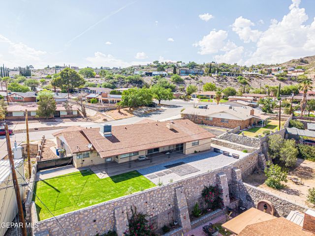 1716 LAZY, El Paso, TX 79902