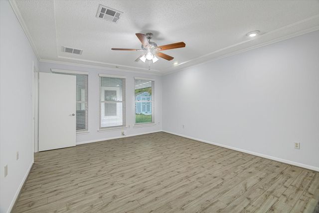 17306 Huntersglen Circle, Humble, TX 77396