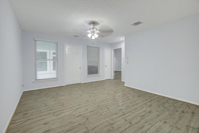 17306 Huntersglen Circle, Humble, TX 77396