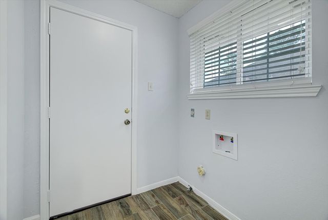 17306 Huntersglen Circle, Humble, TX 77396