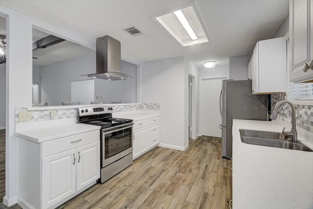 17306 Huntersglen Circle, Humble, TX 77396