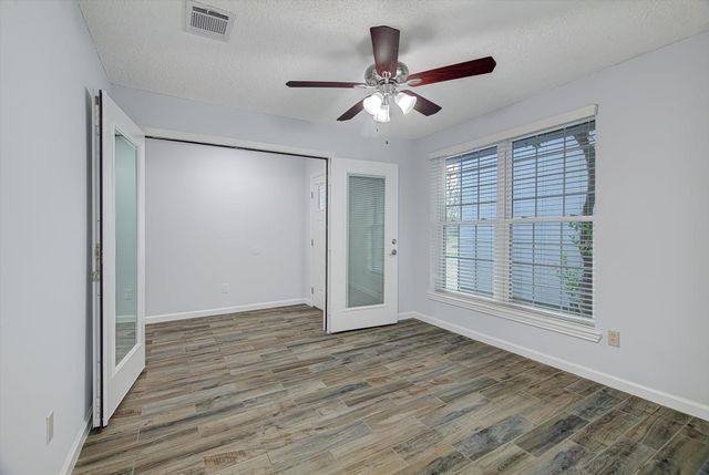 17306 Huntersglen Circle, Humble, TX 77396