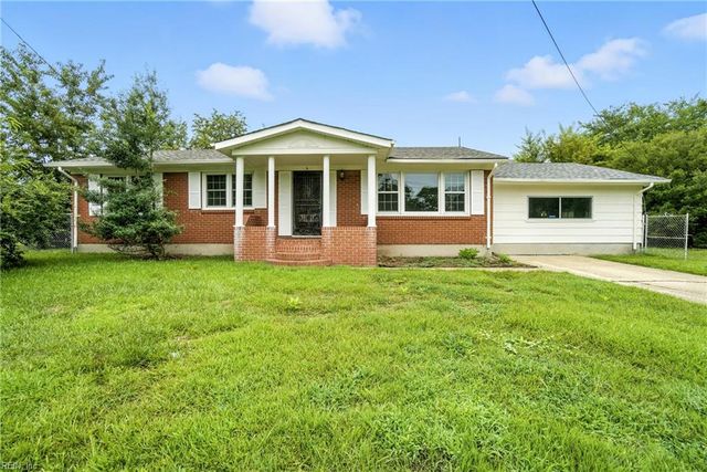 3 Ross CT, Portsmouth, VA 23701