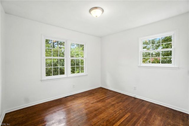 3 Ross CT, Portsmouth, VA 23701