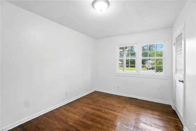 3 Ross CT, Portsmouth, VA 23701
