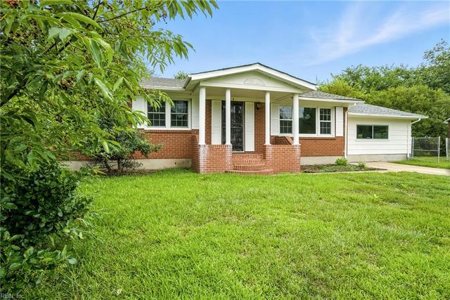 3 Ross CT, Portsmouth, VA 23701
