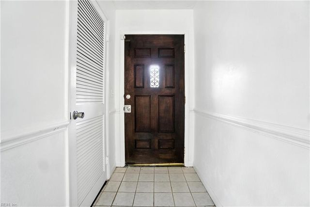 3 Ross CT, Portsmouth, VA 23701