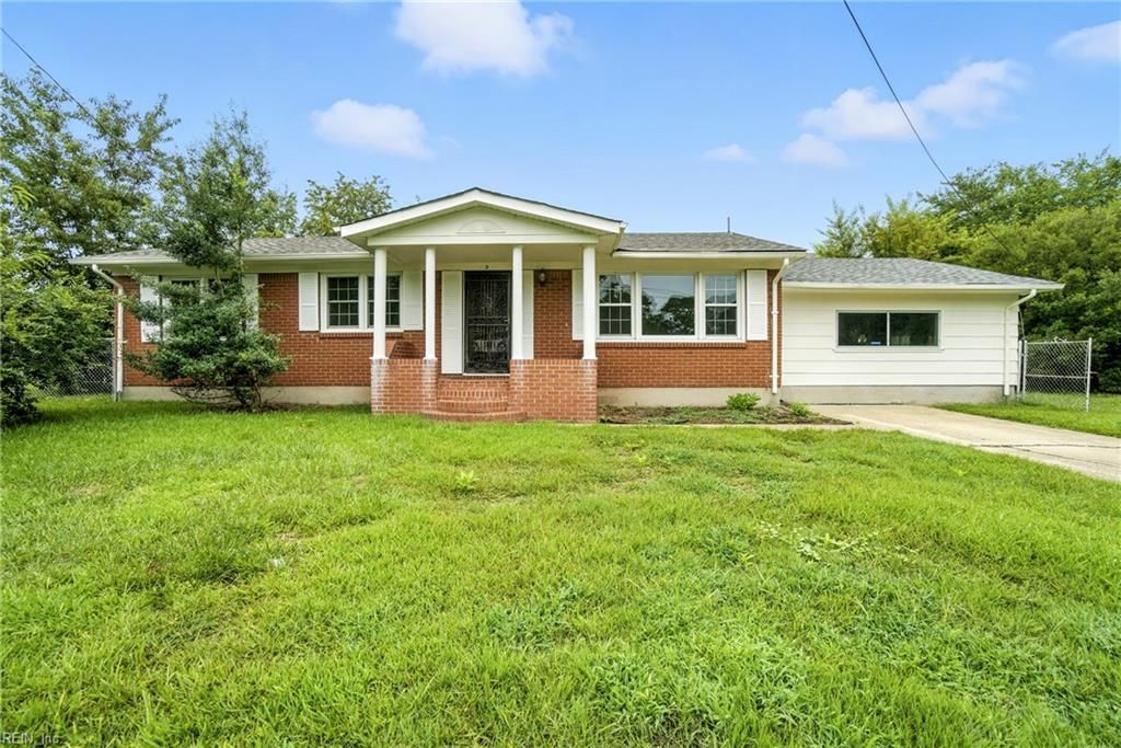 3 Ross CT, Portsmouth, VA 23701