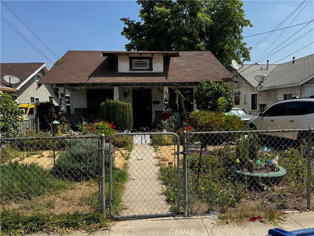 3625 Randolph Street, Huntington Park, CA 90255