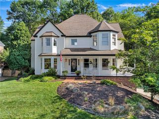 2461 Wedgewood Dr, Franklin Park, PA 15090