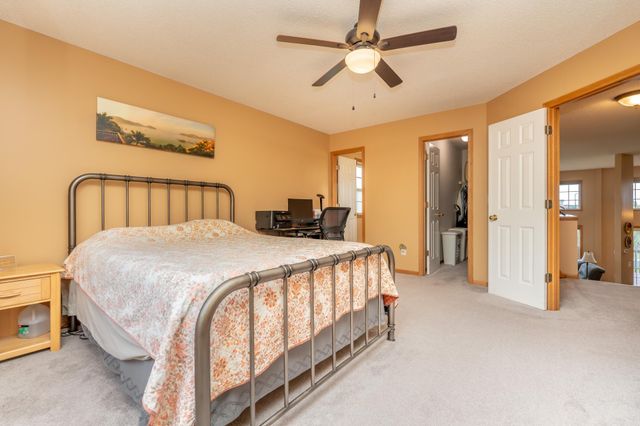 2395 Alysheba Court, Shakopee, MN 55379