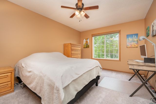 2395 Alysheba Court, Shakopee, MN 55379