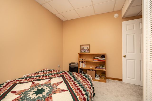 2395 Alysheba Court, Shakopee, MN 55379