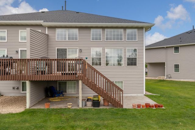 2395 Alysheba Court, Shakopee, MN 55379