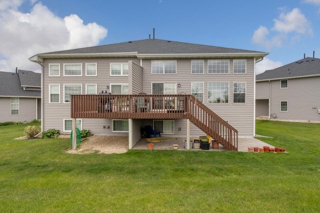 2395 Alysheba Court, Shakopee, MN 55379
