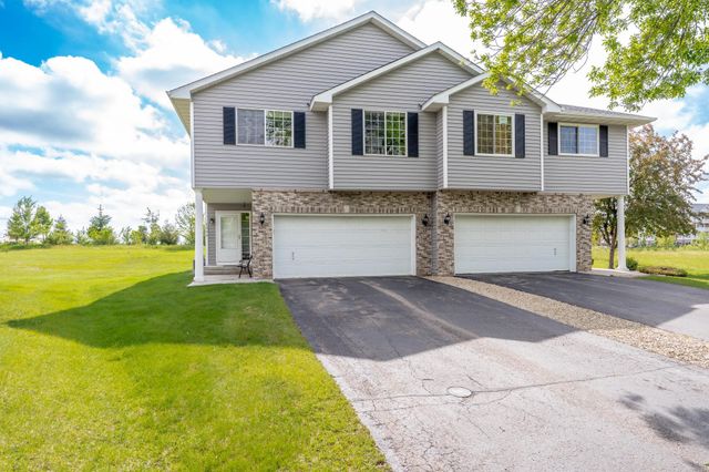 2395 Alysheba Court, Shakopee, MN 55379