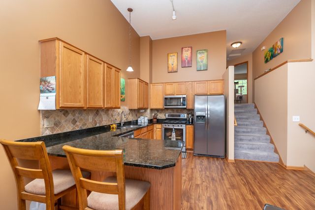 2395 Alysheba Court, Shakopee, MN 55379