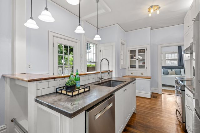1029 E 5th St, Chattanooga, TN 37403
